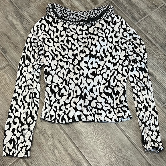 Alberto Malaki Ruffled Blouse Animal Print Long Sleeve Top Black White Career SM - Picture 5 of 9